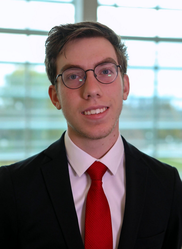 Headshot of Andrew Dailey